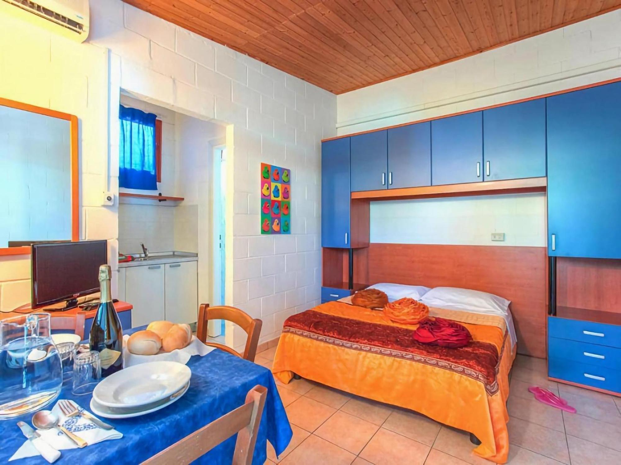 Resort Rosapineta Sud In Розолина-Маре Экстерьер фото